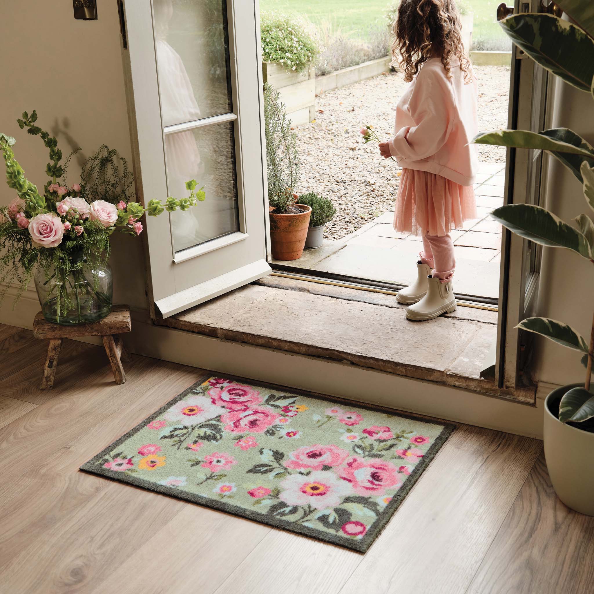 Hug Rug Country Rose Floral
