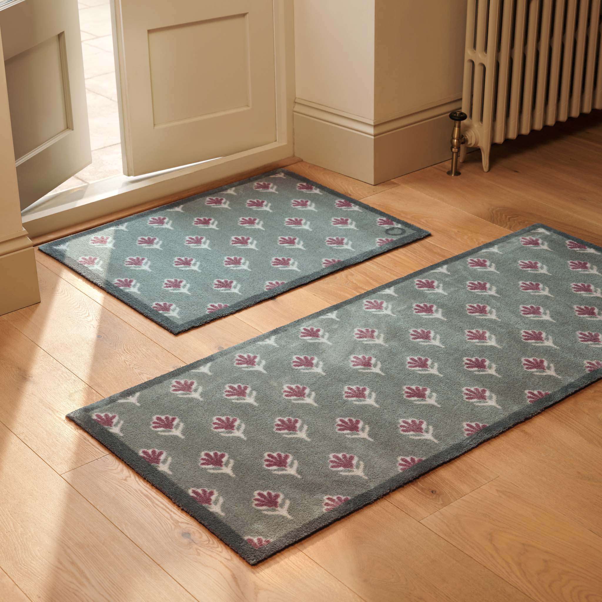 Hug Rug Ditsy Floral Green