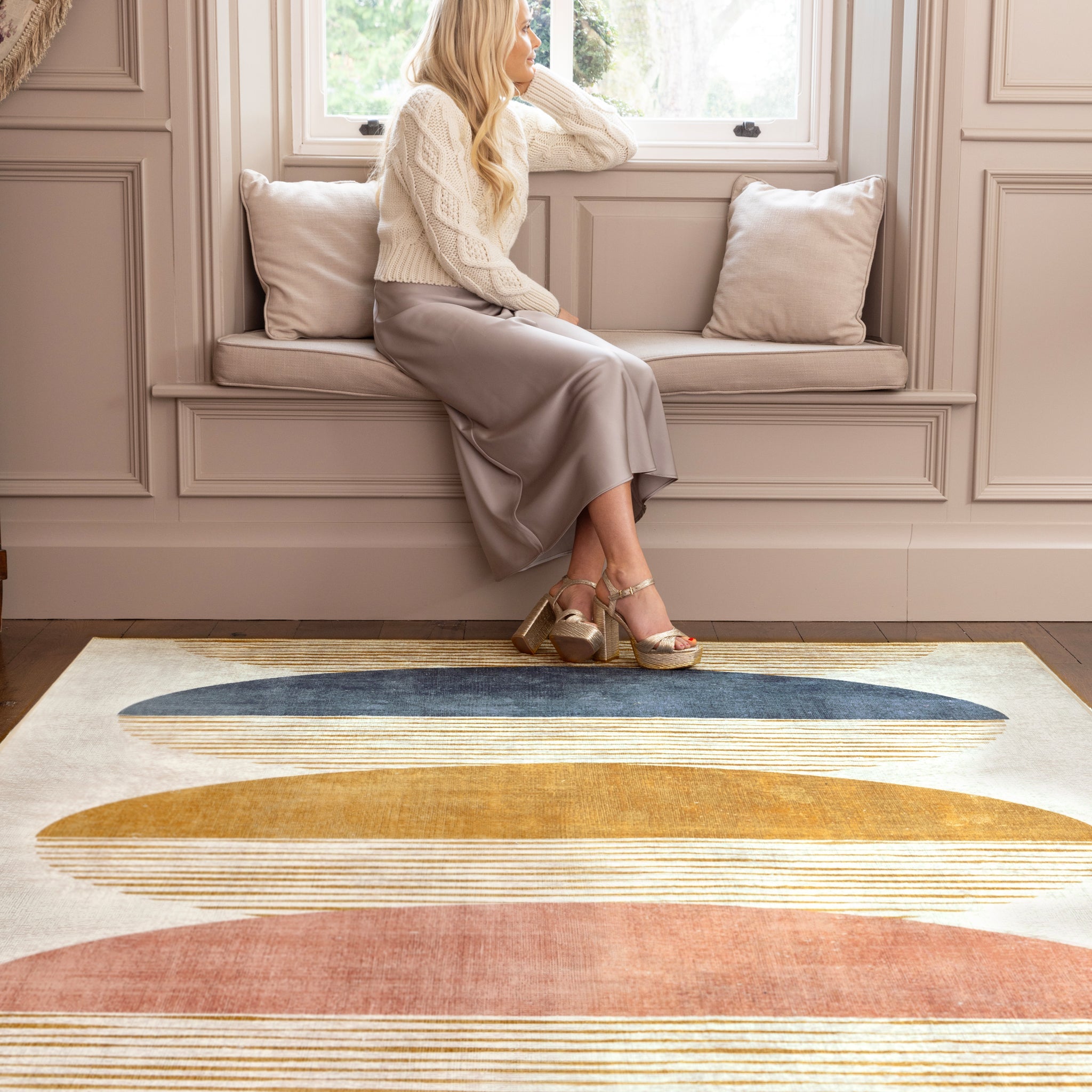 Hug Rug Eco-Washable Oval Eclipse