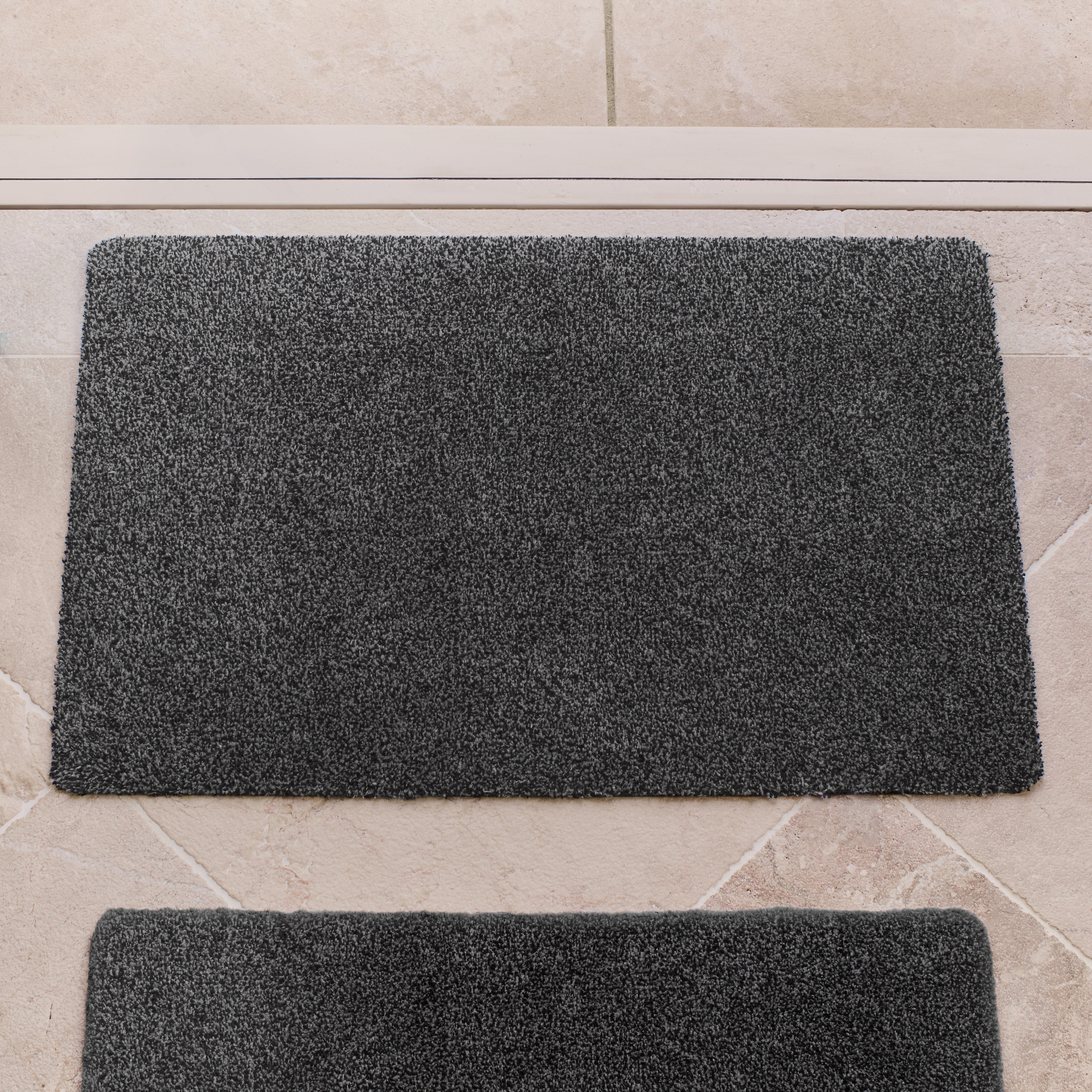 Hug Rug - Plain Charcoal