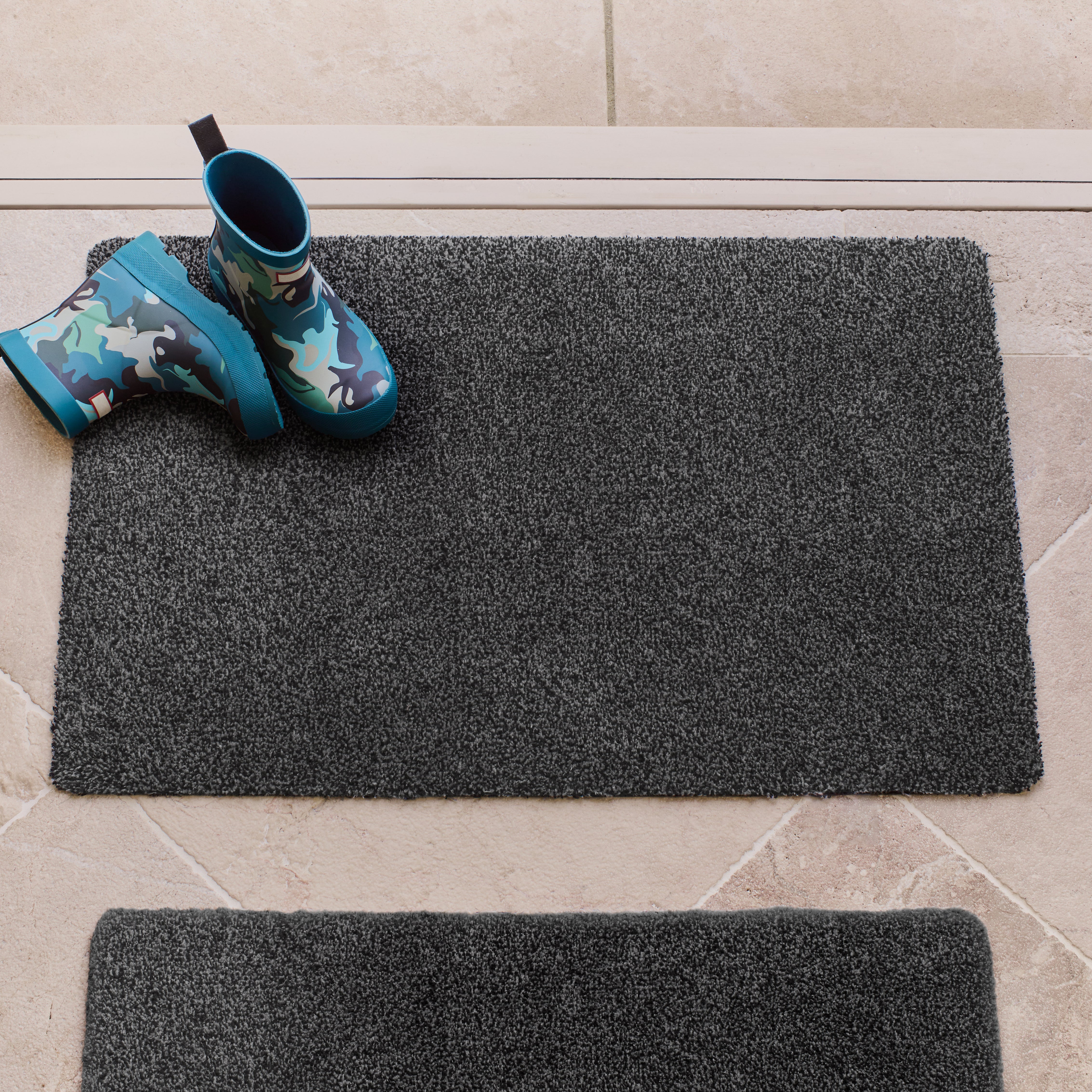 Hug Rug - Plain Charcoal