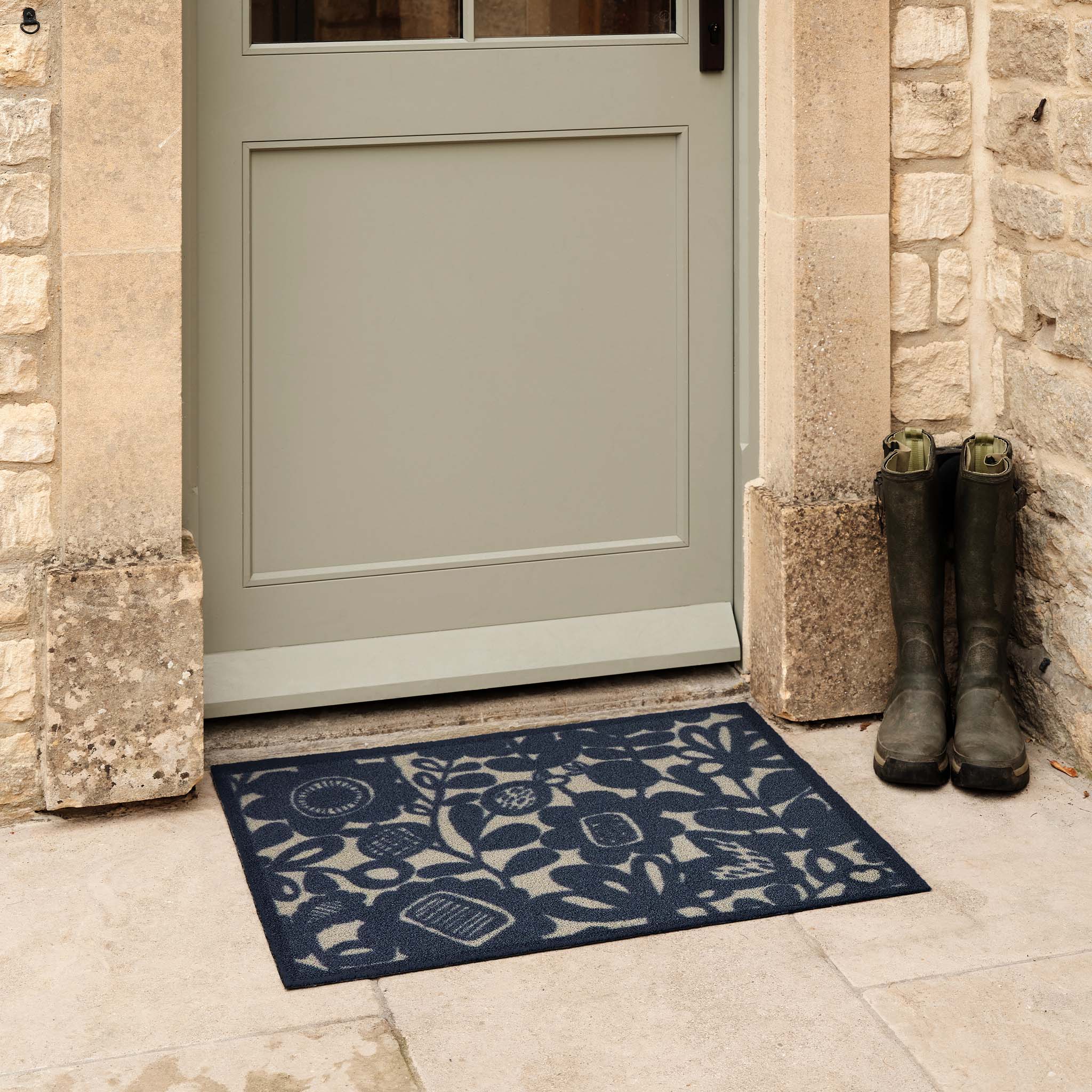 Hug Rug X Scion Outdoor Kukkia Dark Navy