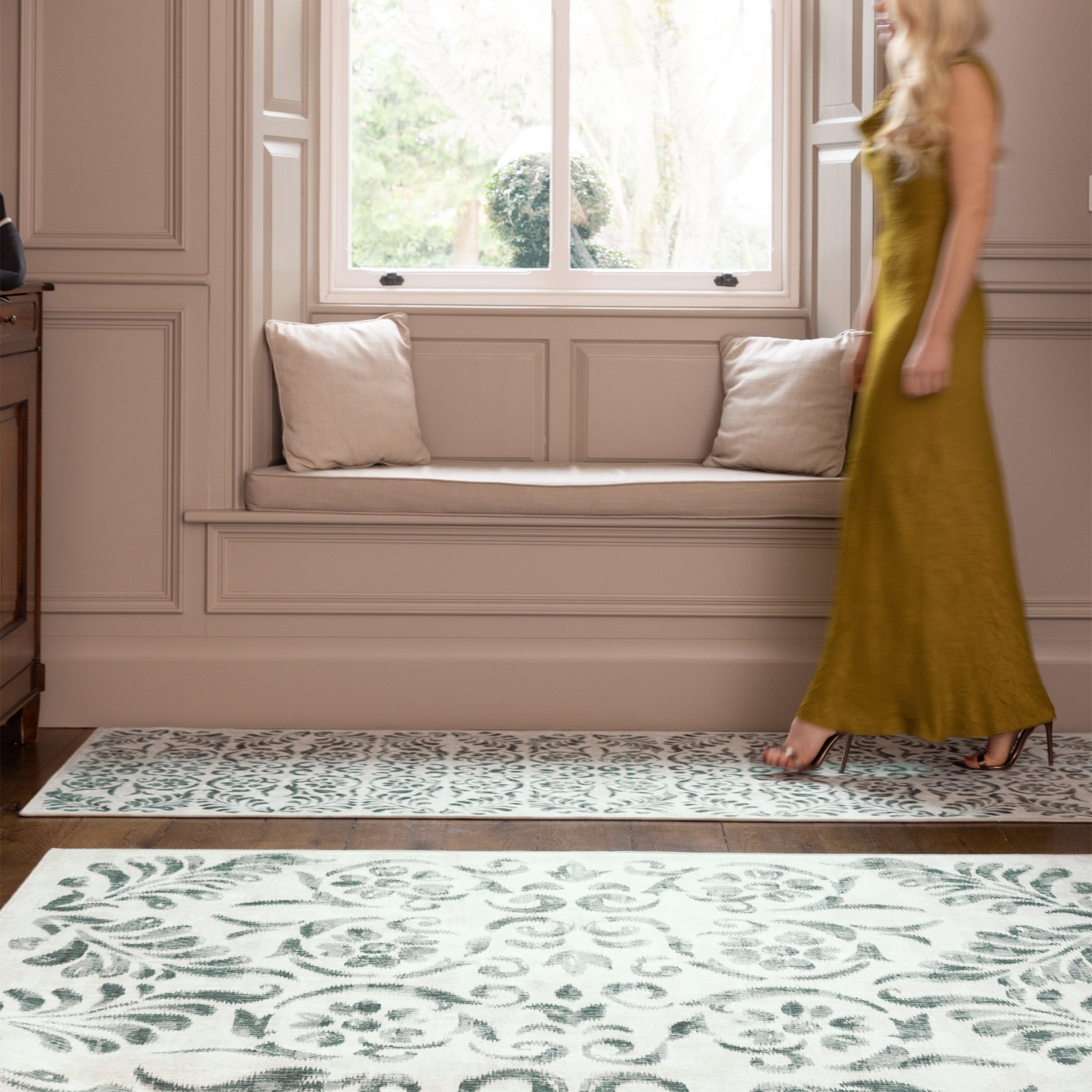 Hug Rug Eco-Washable Vintage Scroll Green