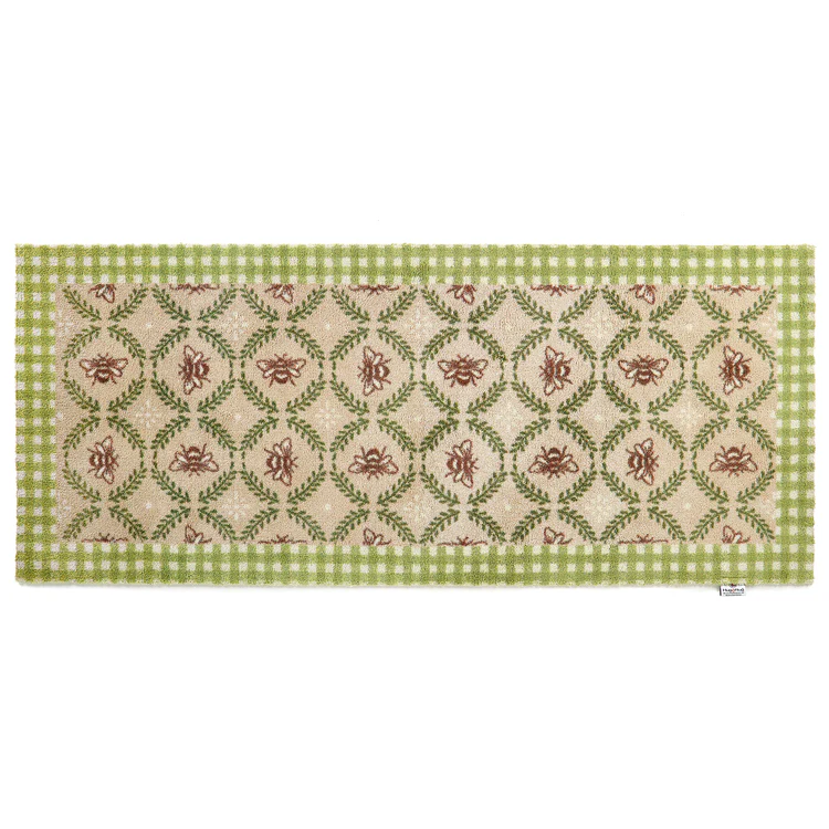 Hug Rug Beehive Runner
